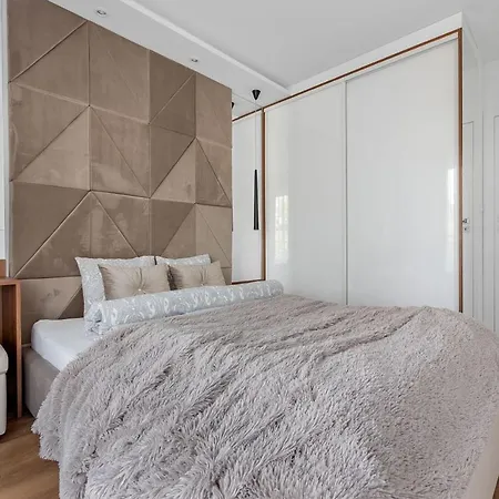 Harbor - Pulaskiego *