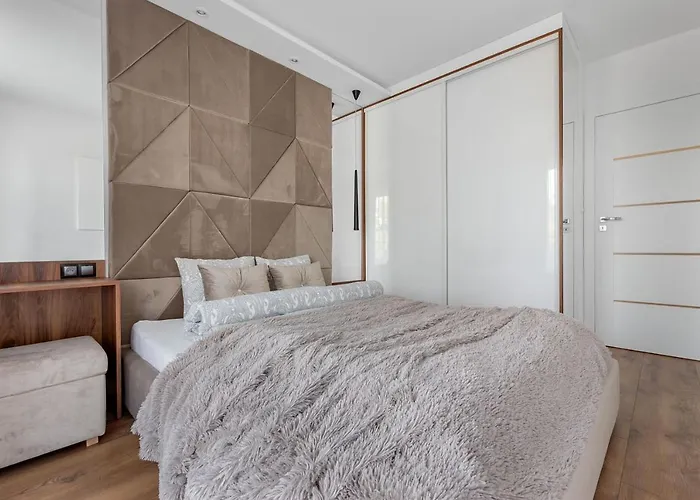 Harbor - Pulaskiego *